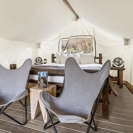 Under Canvas Great Smoky Mountains Pigeon Forge Exterior photo