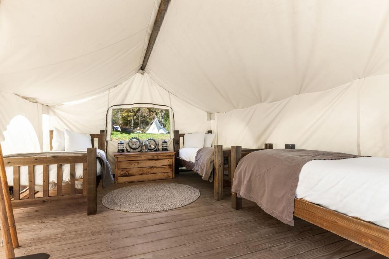 Under Canvas Great Smoky Mountains Campismo de Luxo