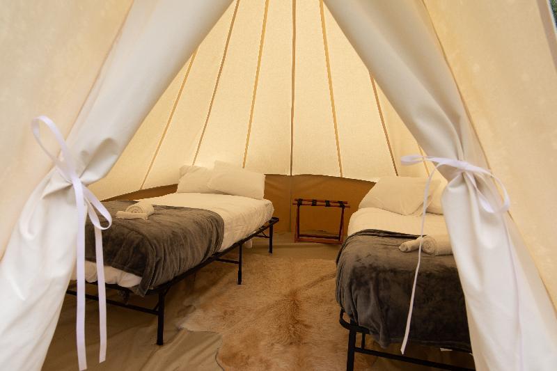 Under Canvas Great Smoky Mountains Campismo de Luxo Pigeon Forge